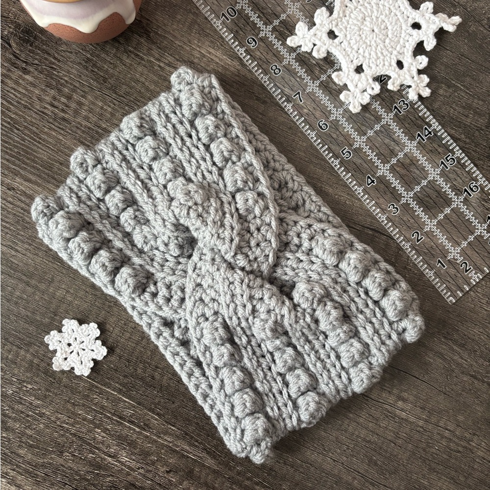 NWOT Handmade Gray Crochet Headband
